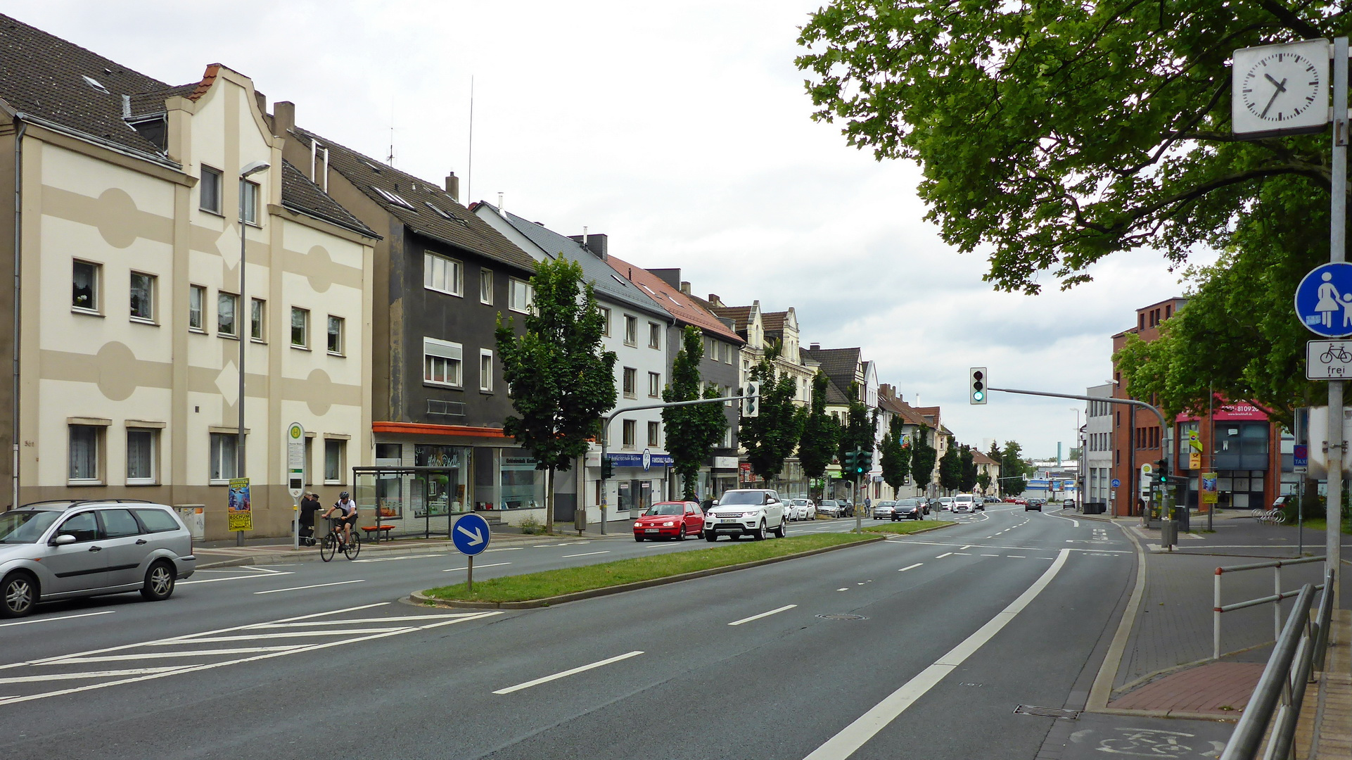 4 spurige outlet straße